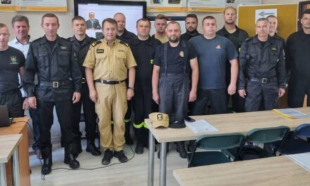 Strażacy OSP podnoszą kwalifikacje. Ruszyło szkolenie na  prawo jazdy kategorii „C”