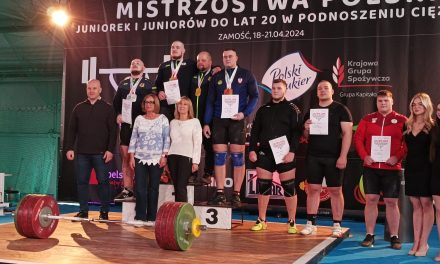 Zawodnicy CLKS Mazovia na podium
